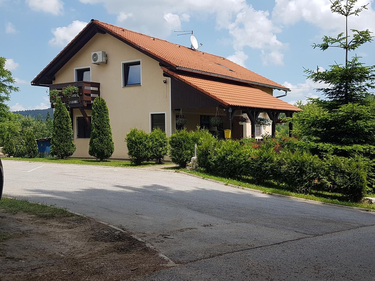 House Petra Διαμέρισμα Rakovica Εξωτερικό φωτογραφία