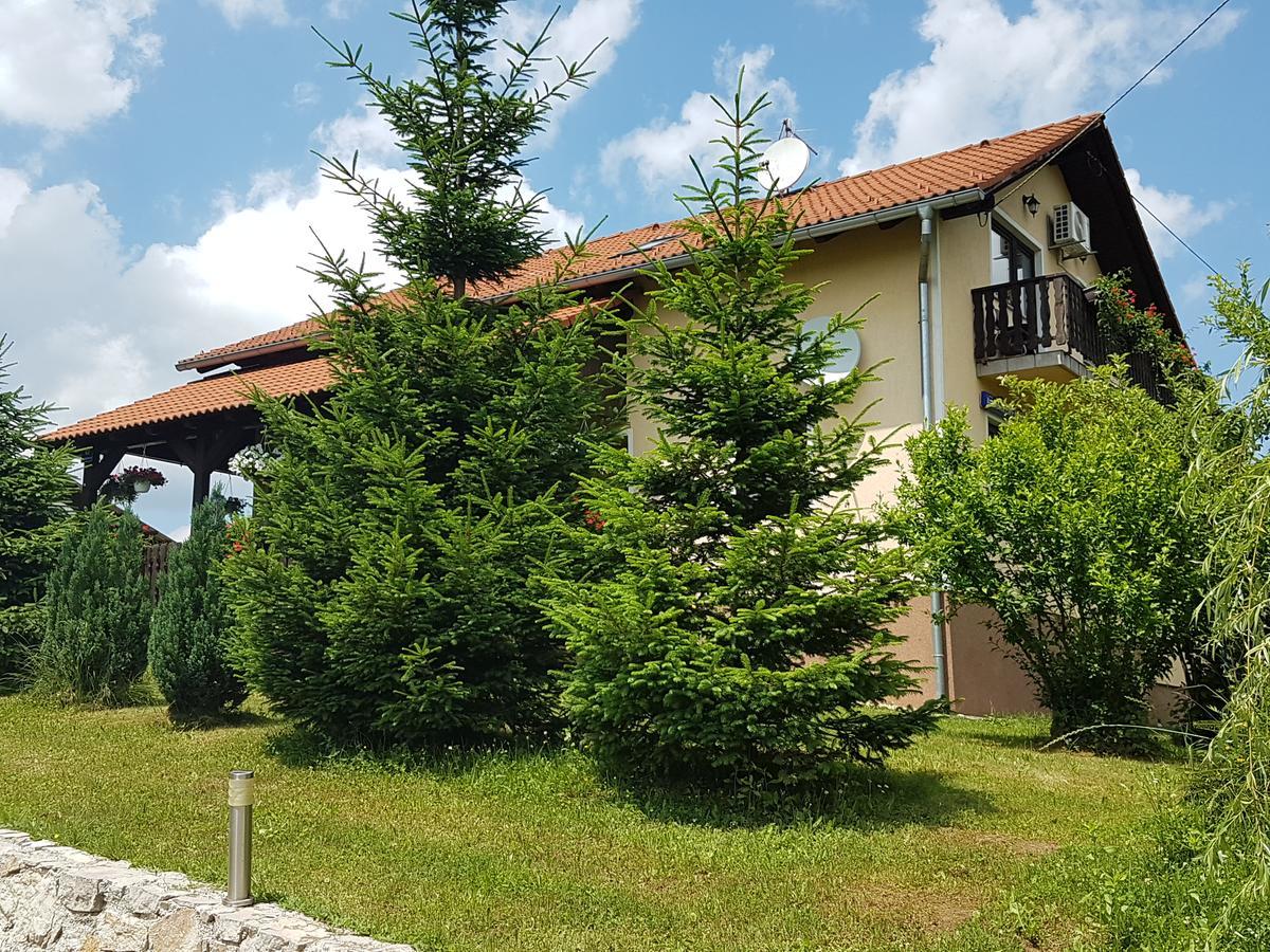 House Petra Διαμέρισμα Rakovica Εξωτερικό φωτογραφία